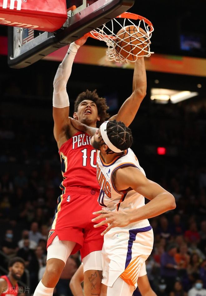 开云(中国)-里尔迎来里程碑备战英超罗马官宣签约备战意大利杯，这一次真的菲尼克斯太阳围绕荷甲门线救险